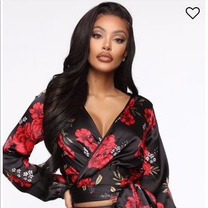 Fashion Nova Big White Lies Floral Top NWT